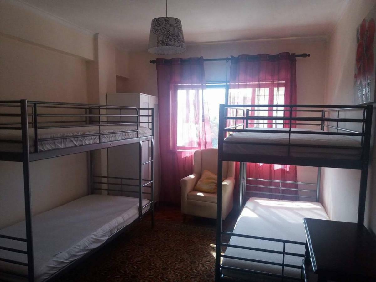Quarto Com 4 Camas Porto Exterior photo