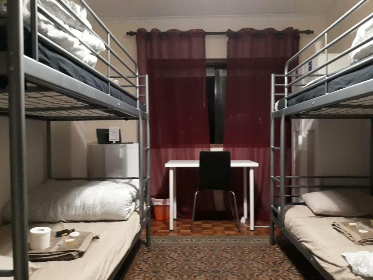 Quarto Com 4 Camas Porto Exterior photo